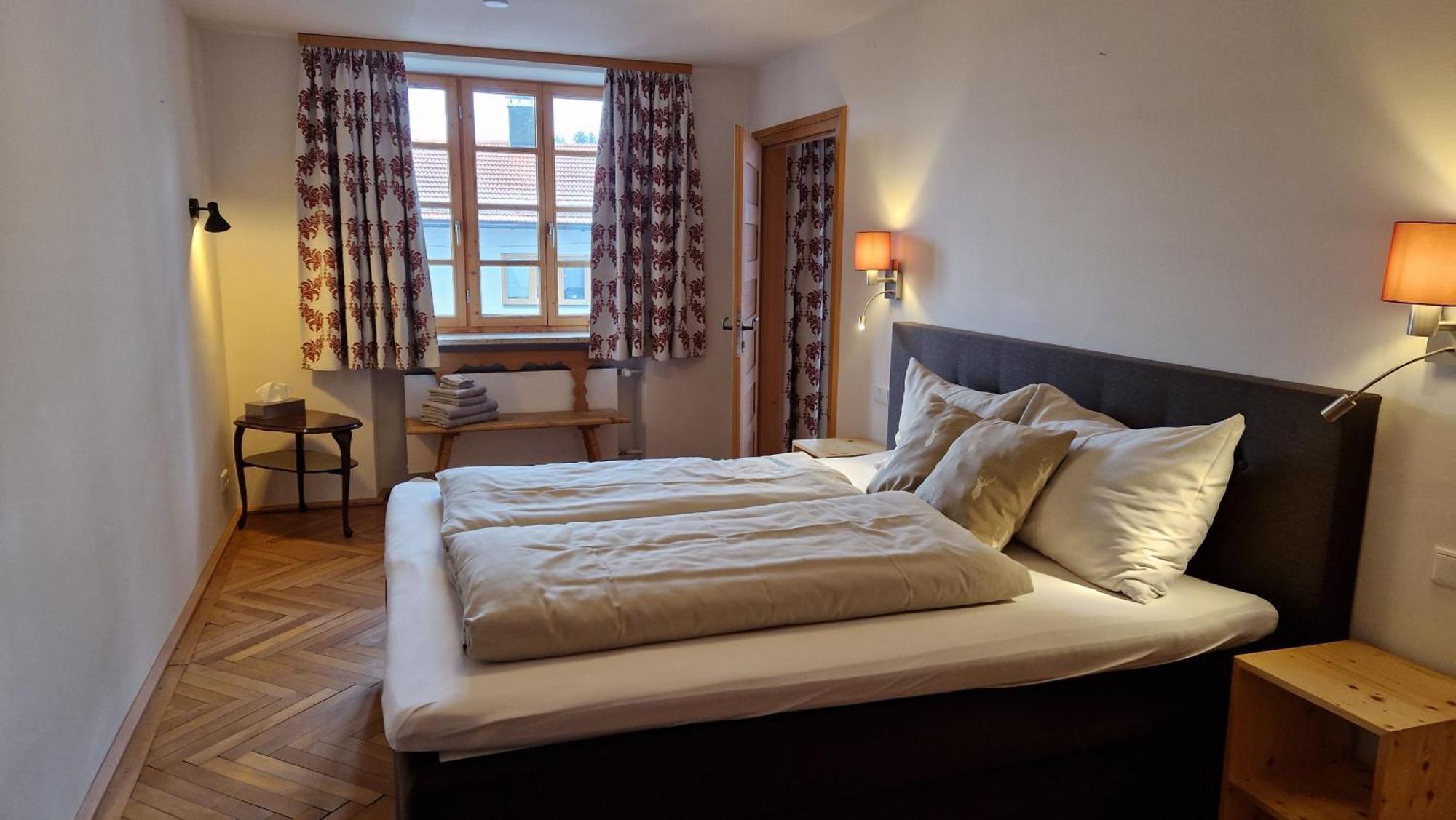 Hotel Landgasthof Alter Wirt Fischbachau Exterior photo